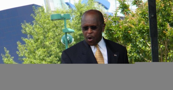 Herman_Cain_2011_044